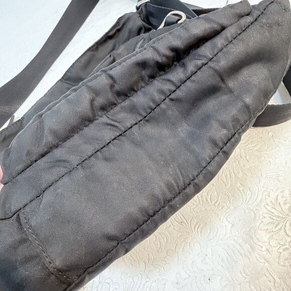 Tumi T-Tech Essential Gear Black Crossbody - Picture 6 of 11